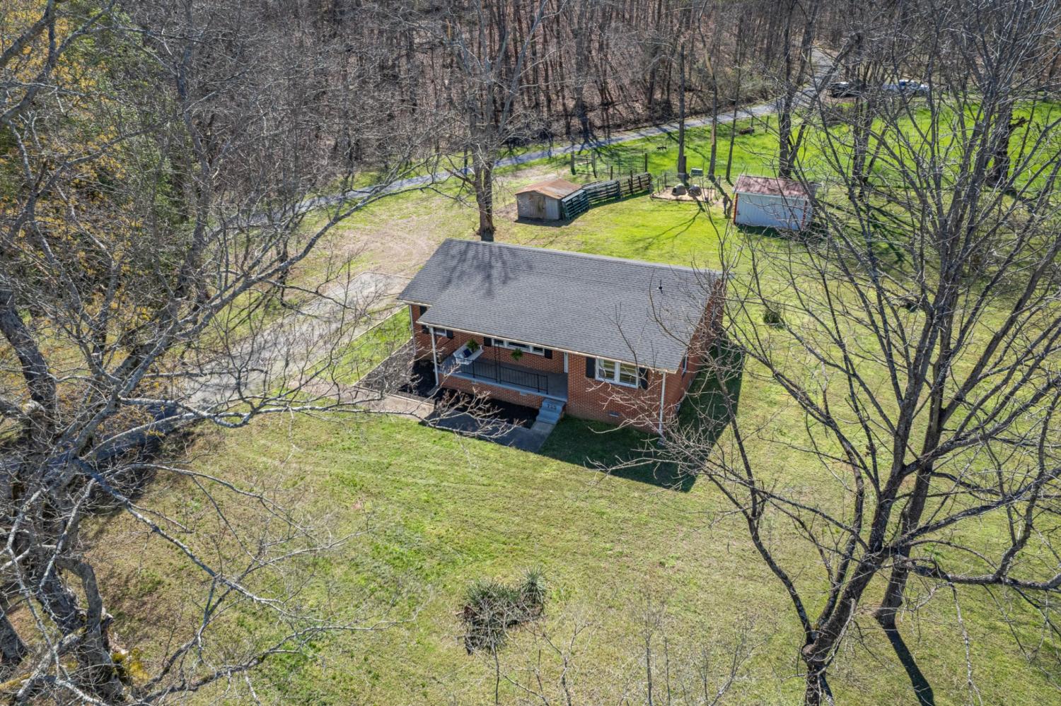755-Briar-Pond-Rd For Sale