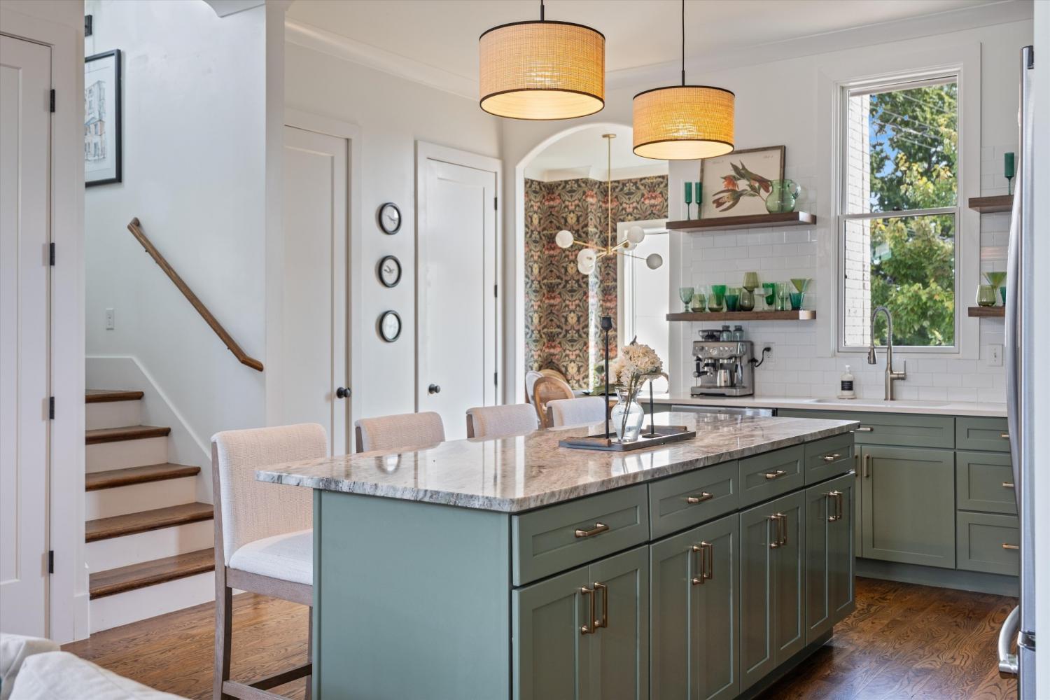 2016C-Beech-Ave For Sale