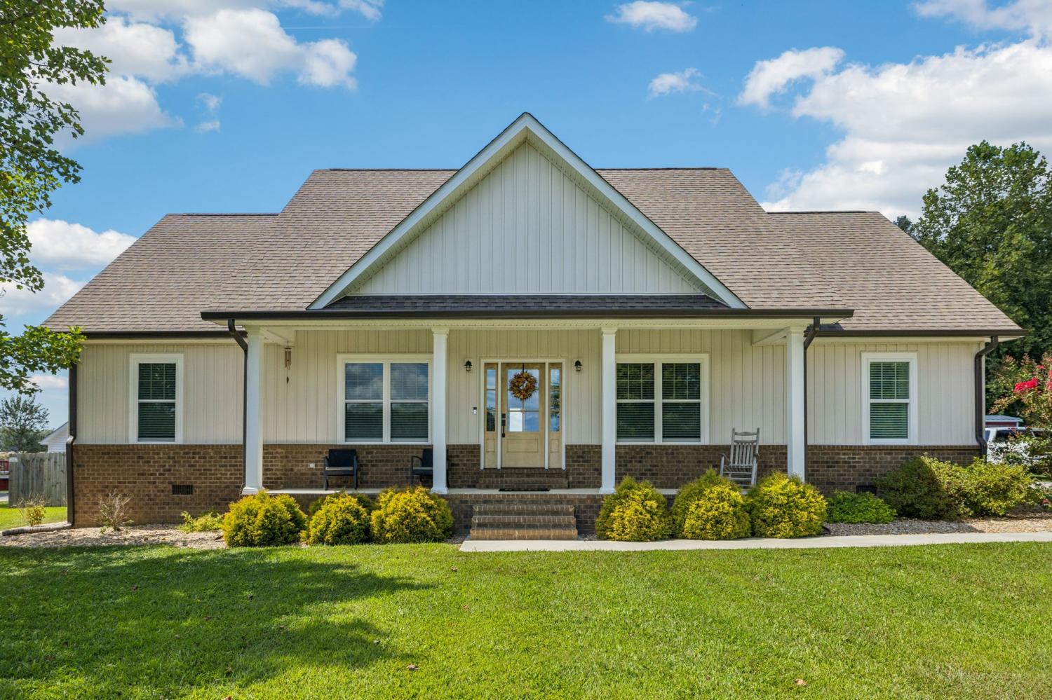 14-Avery-Ct For Sale