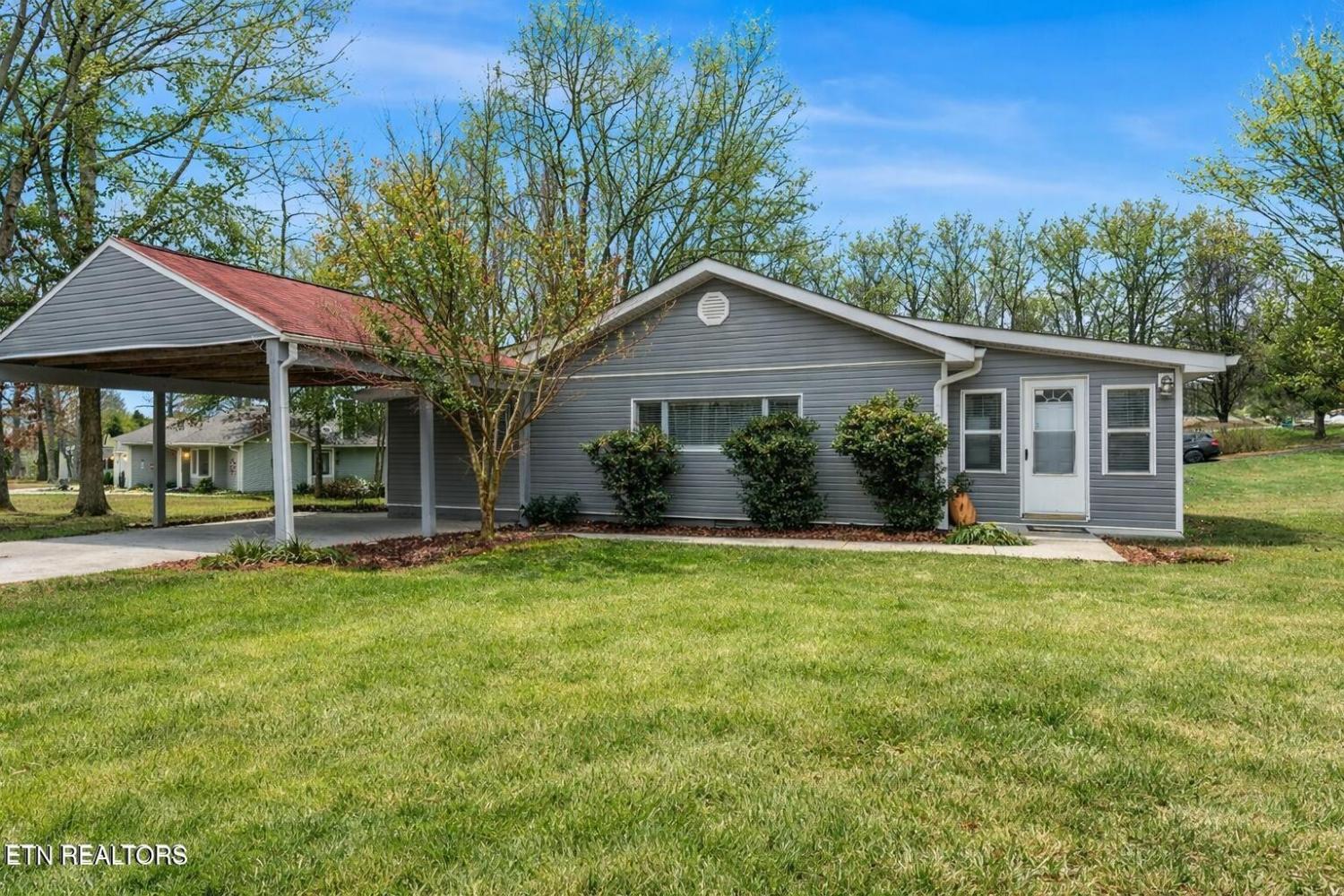 352-Lakeview-Drive For Sale