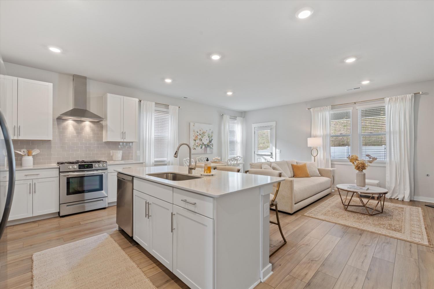 1081-Pebble-Run-Rd For Sale
