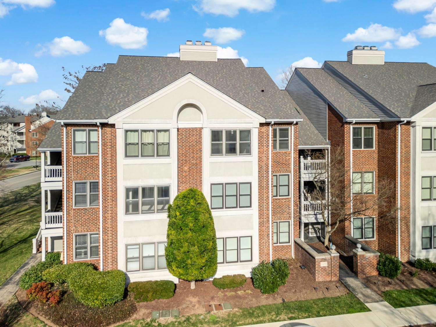 508-Ashlawn-Ct For Sale