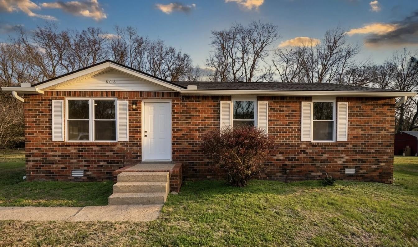 808 Hughes St TN 37174 For Sale - 