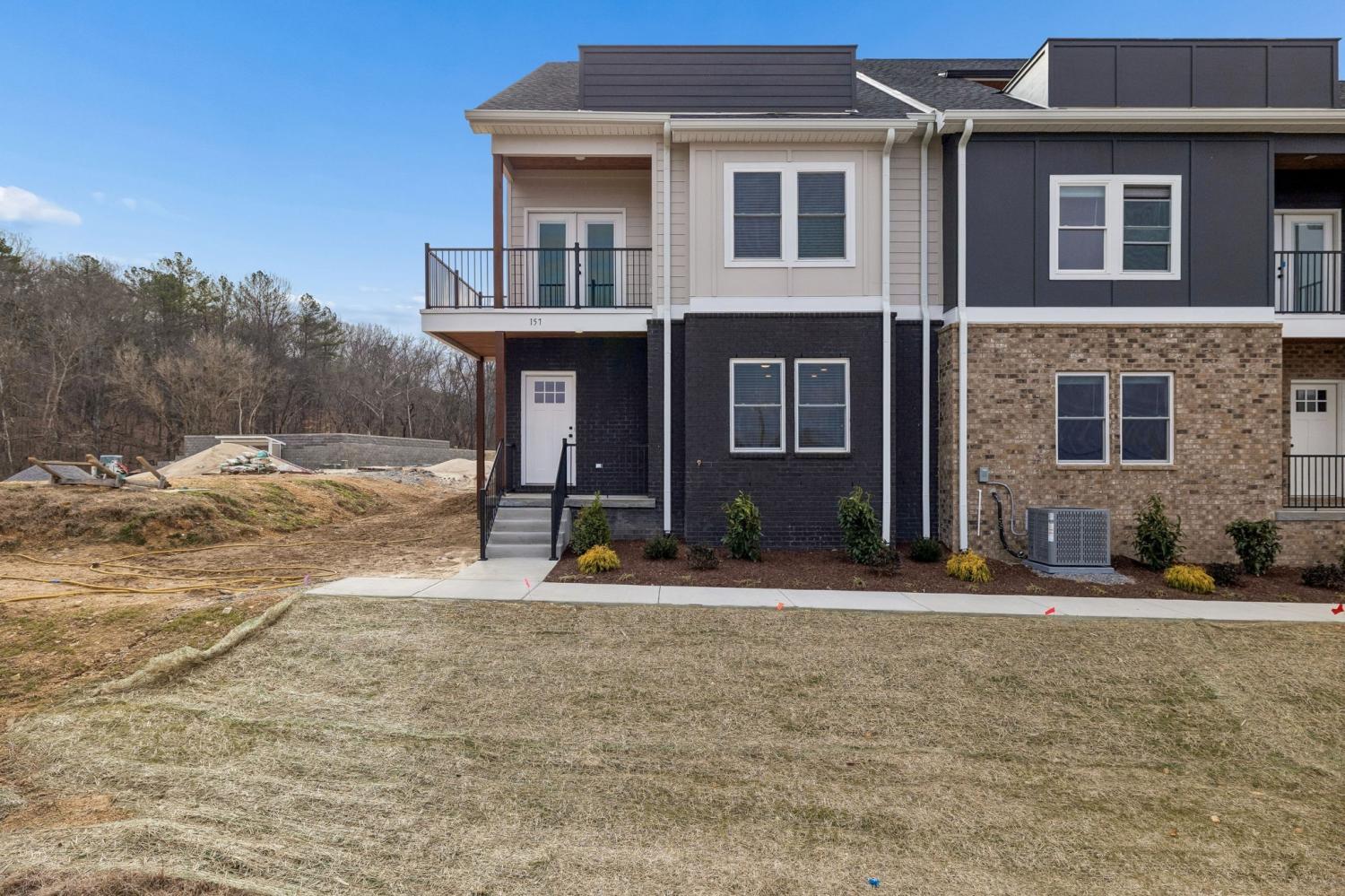 157 Crockett Hills Lane TN 37015 For Sale - 