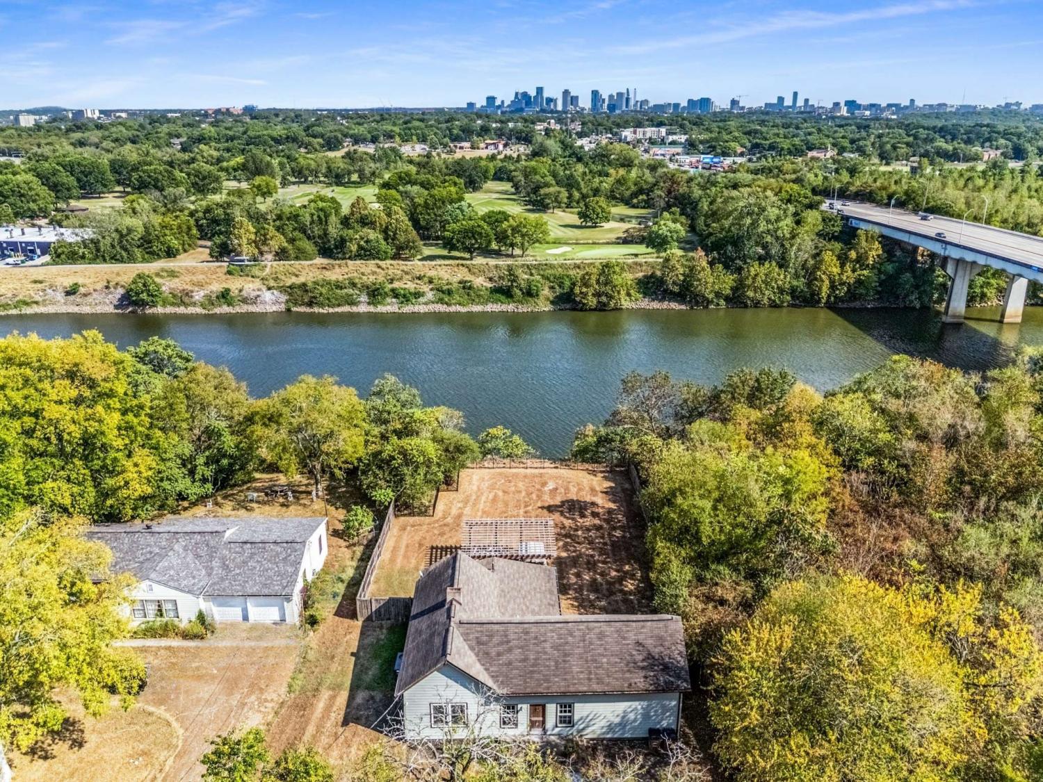 2104-Cliff-Dr For Sale