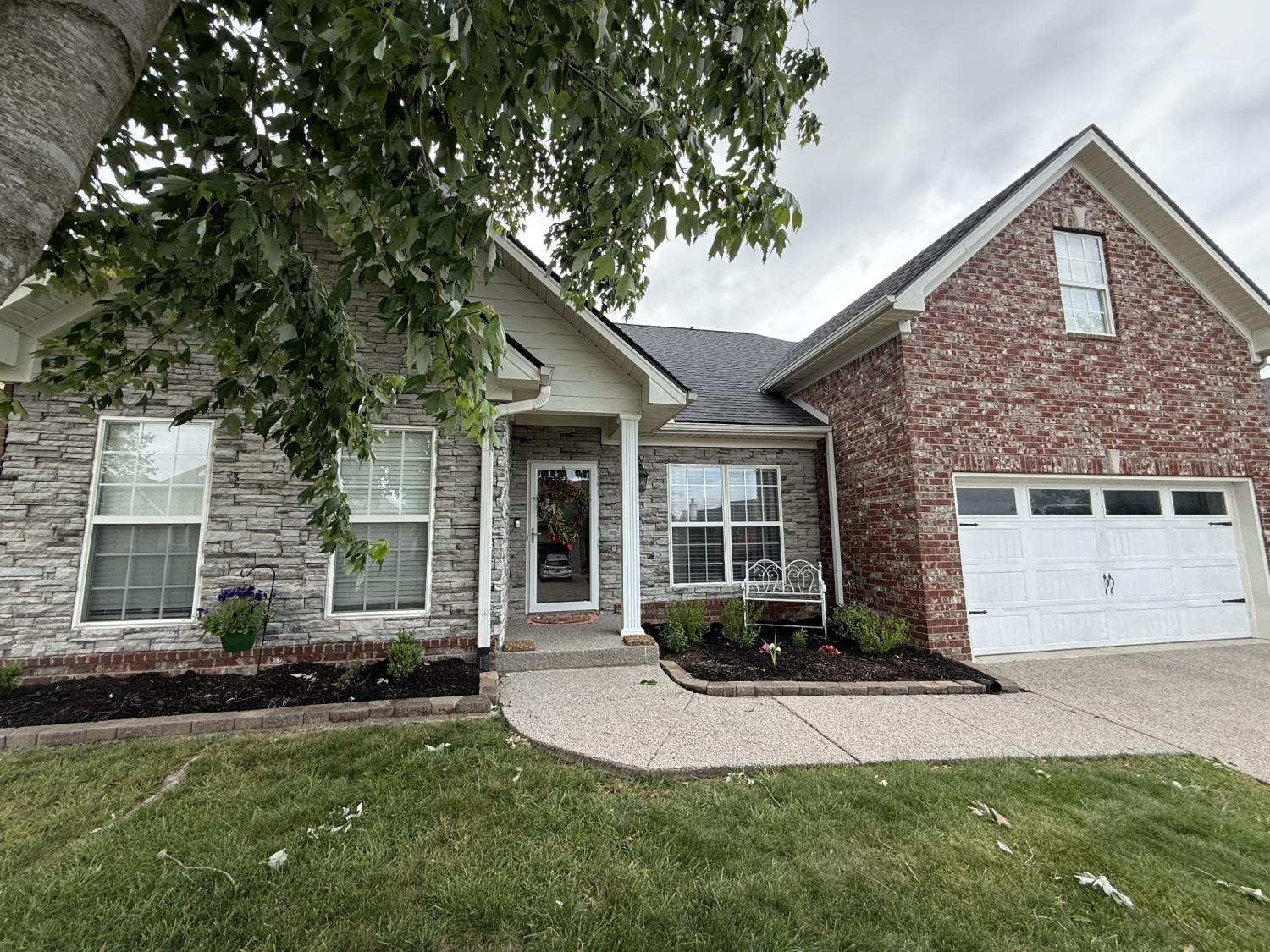 4015 Lilac Ln TN 37174 For Sale - 