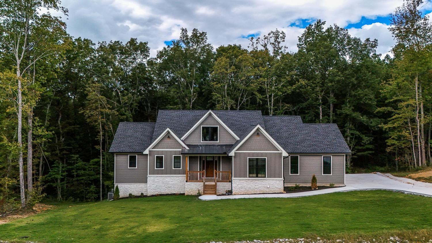 490-Moonlight-Lane For Sale
