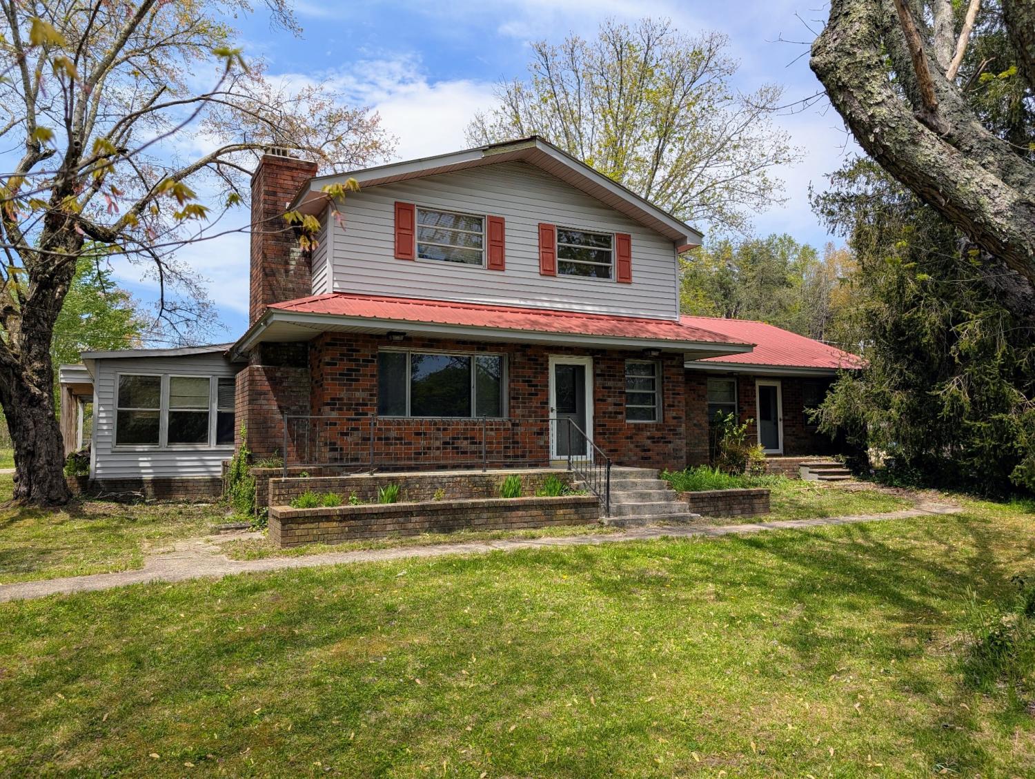 215-Rutledge-St For Sale