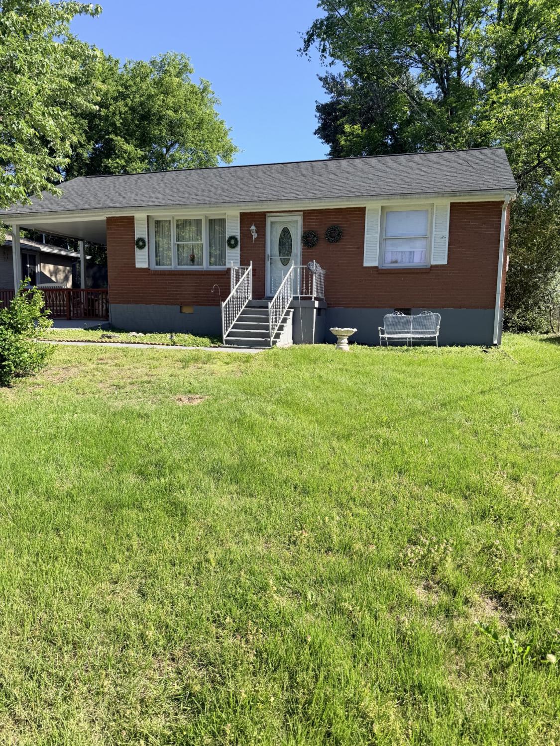103-Willow-St For Sale
