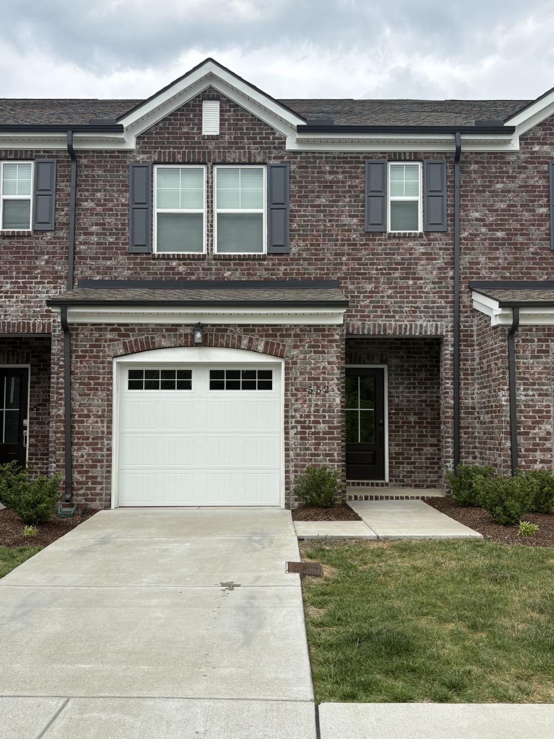 552-Medwyk-Dr For Sale