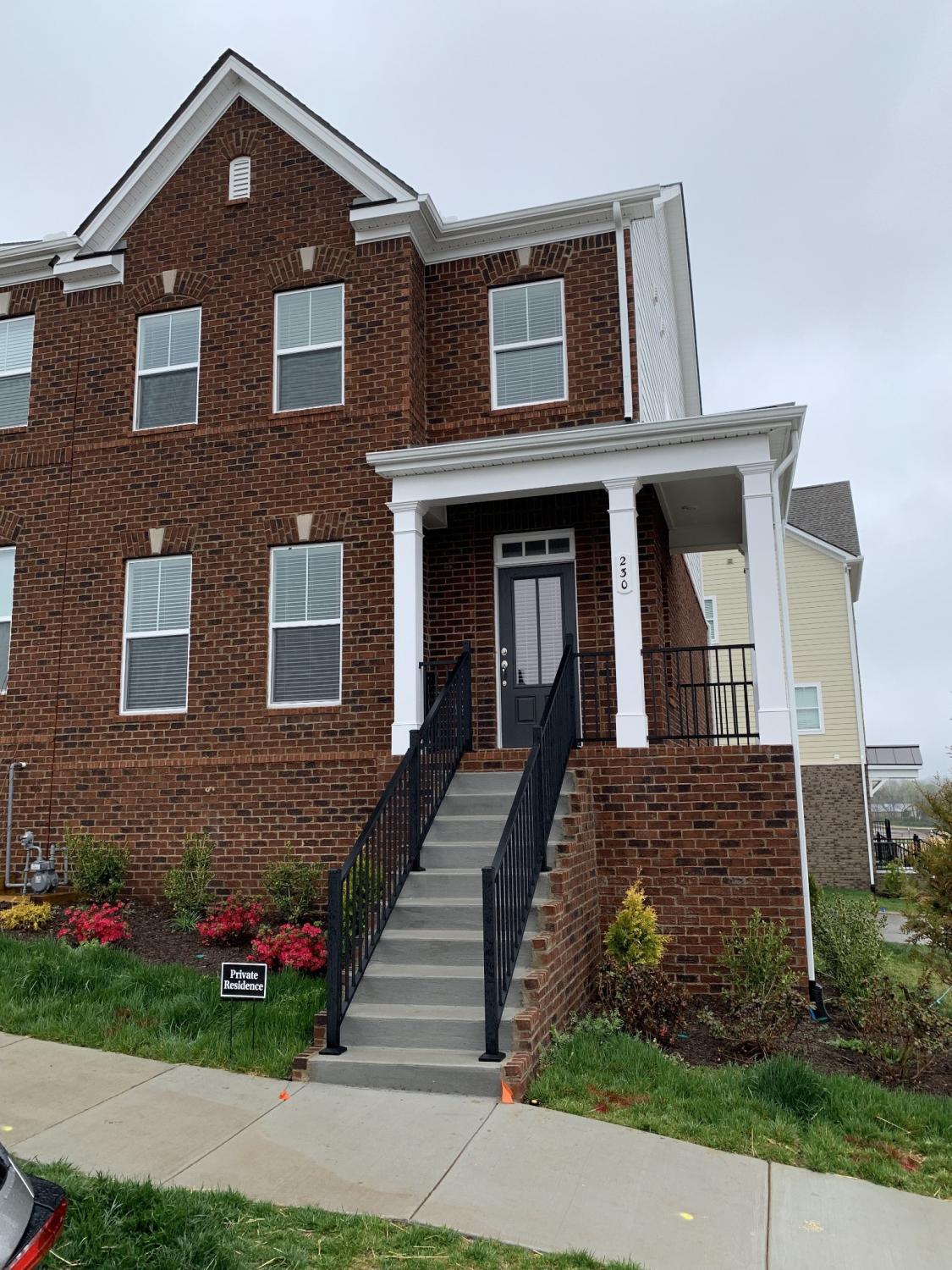230-Ben-Hill-Dr For Sale