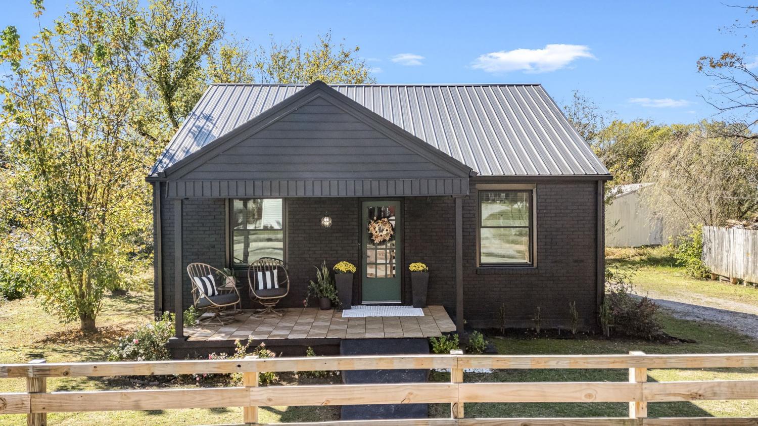 53-Re-Davenport-Ave For Sale