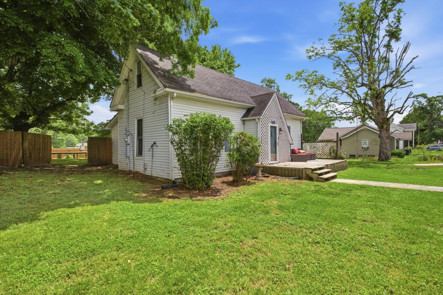306 N Main St TN 37047 For Sale - 