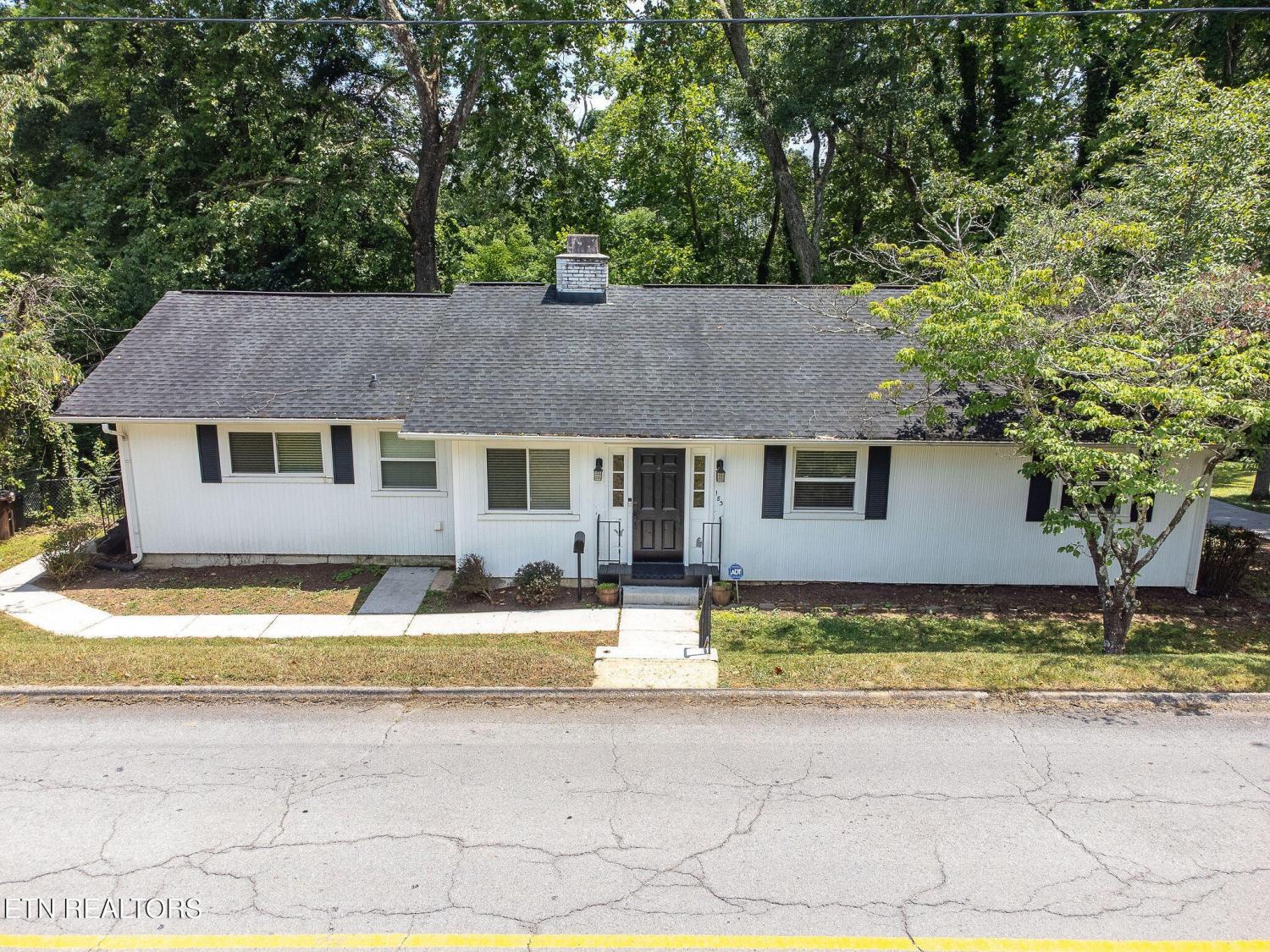 183-Outer-Drive For Sale