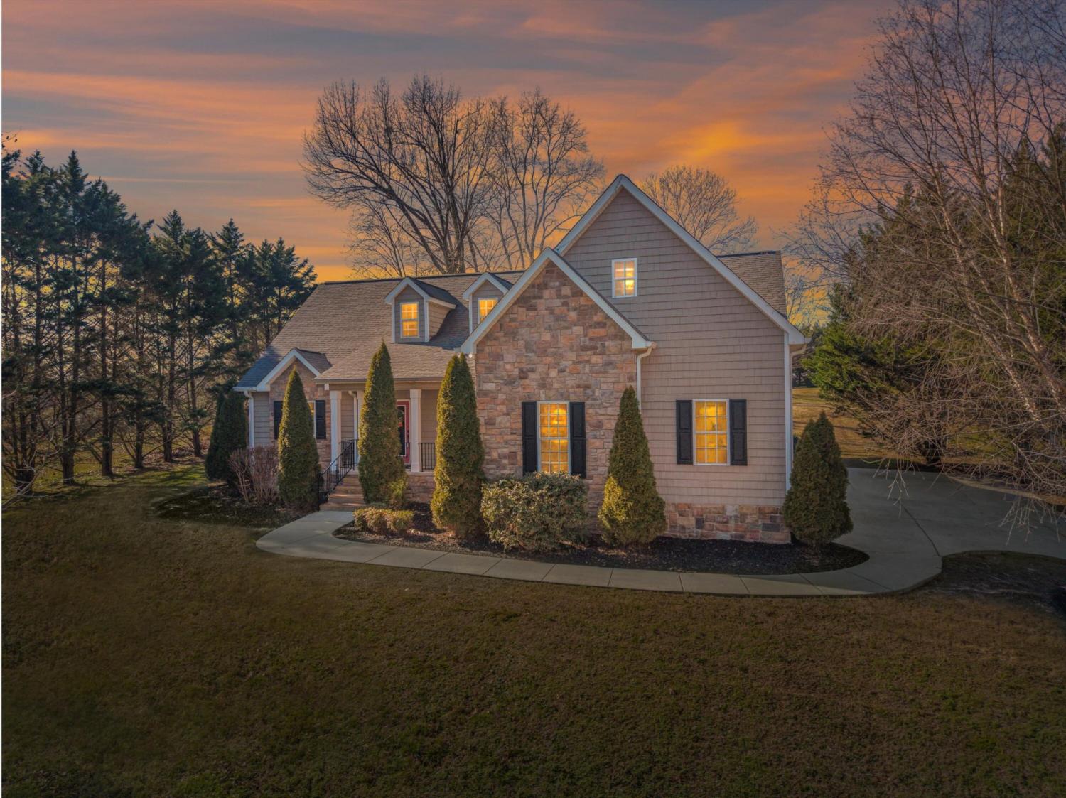 25-Golden-Pond-Lane For Sale