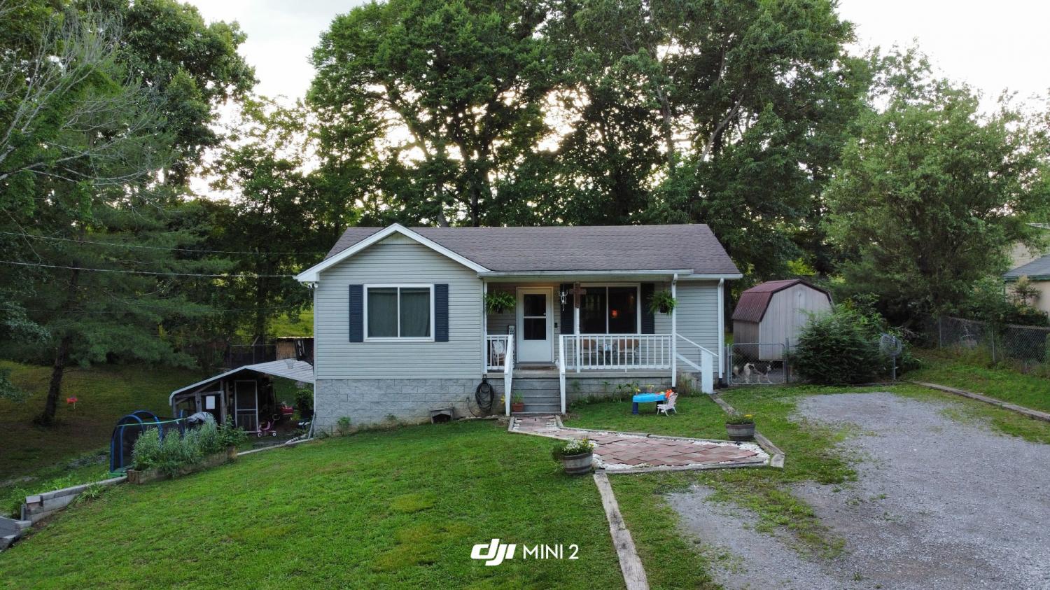 49-Roberts-Ln For Sale