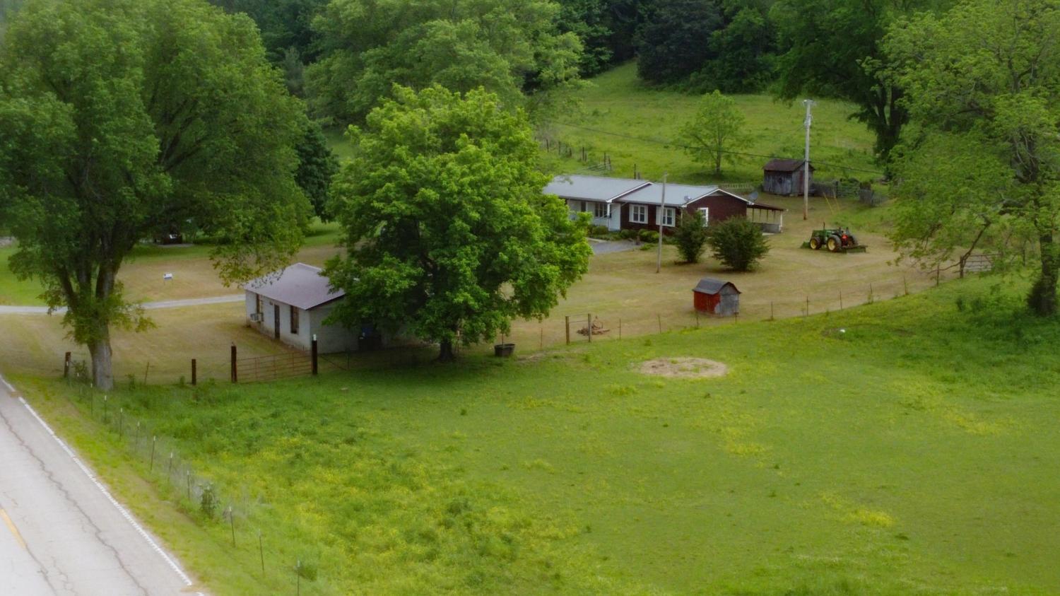 9073-Sherwood-Rd For Sale