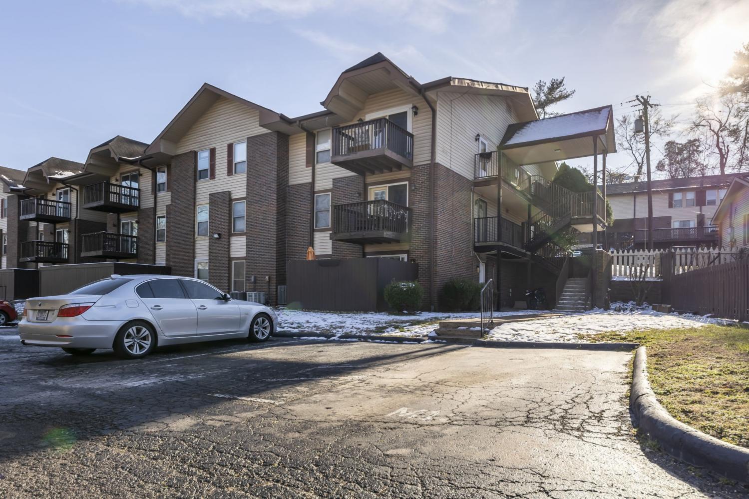 500-Paragon-Mills-Rd For Sale
