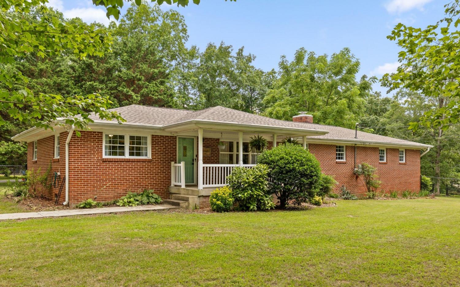 3014-Edgewood-Drive For Sale