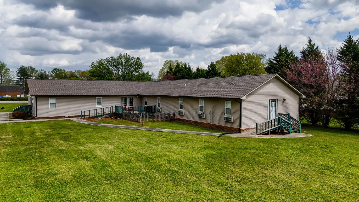 328-Cumberland-St--W For Sale