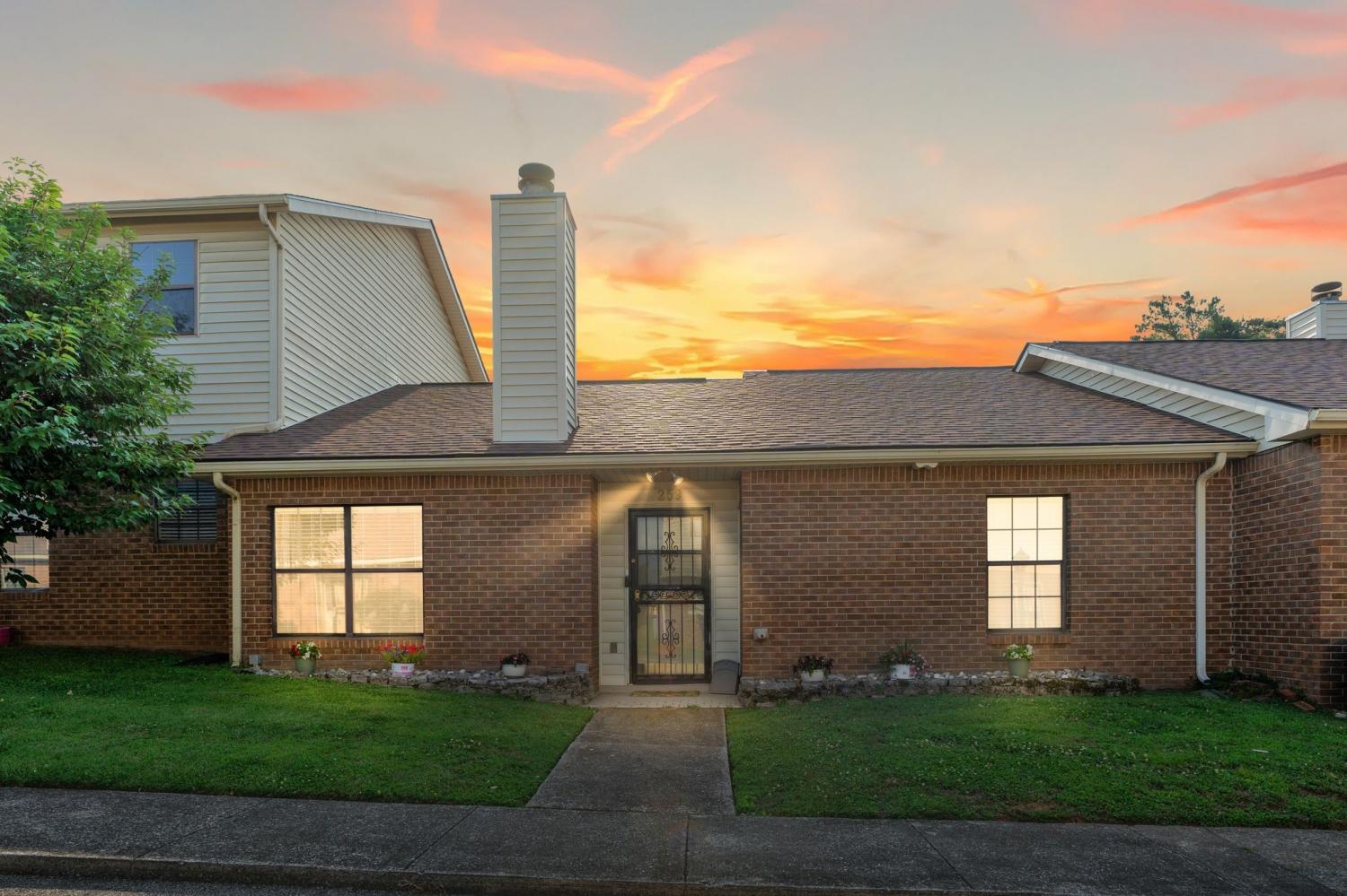 259-Mayflower-Ln--N For Sale