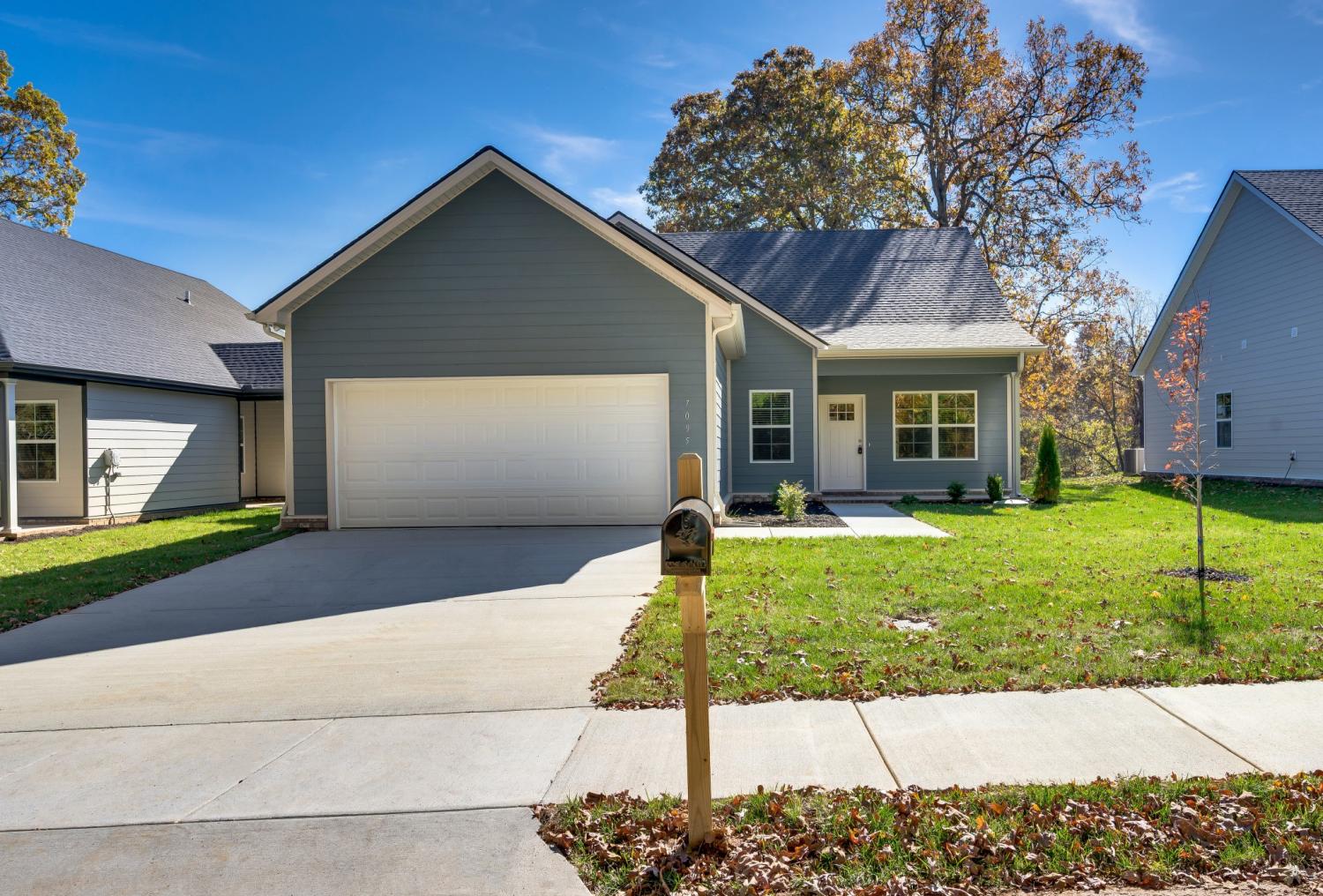 7095-Wiley-Circle For Sale