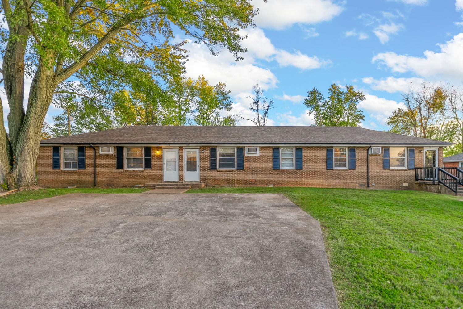 110-Tandy-Dr For Sale