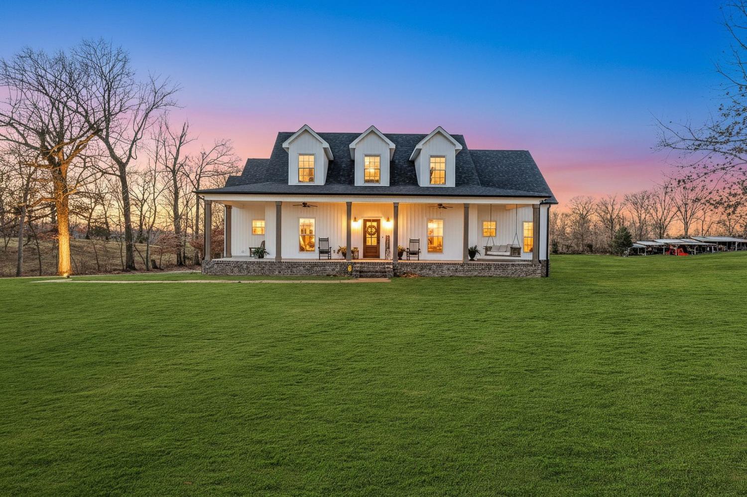 5574-Dowlen-Rd For Sale