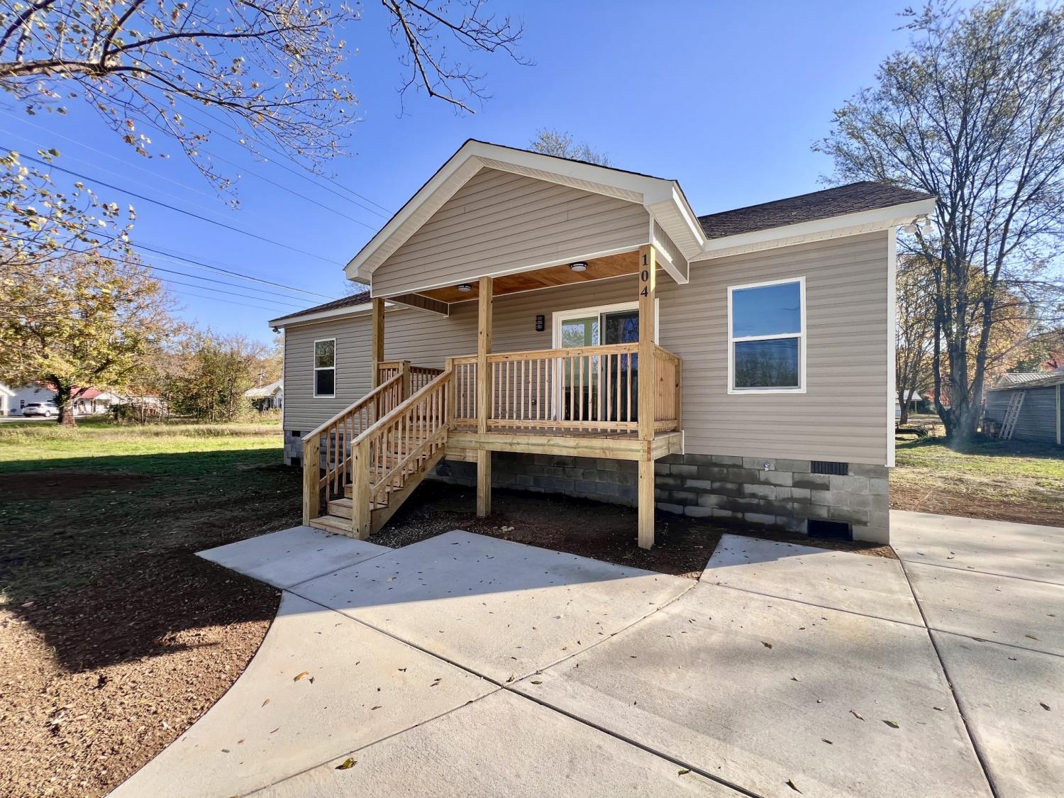 104-Fairground-Dr For Sale