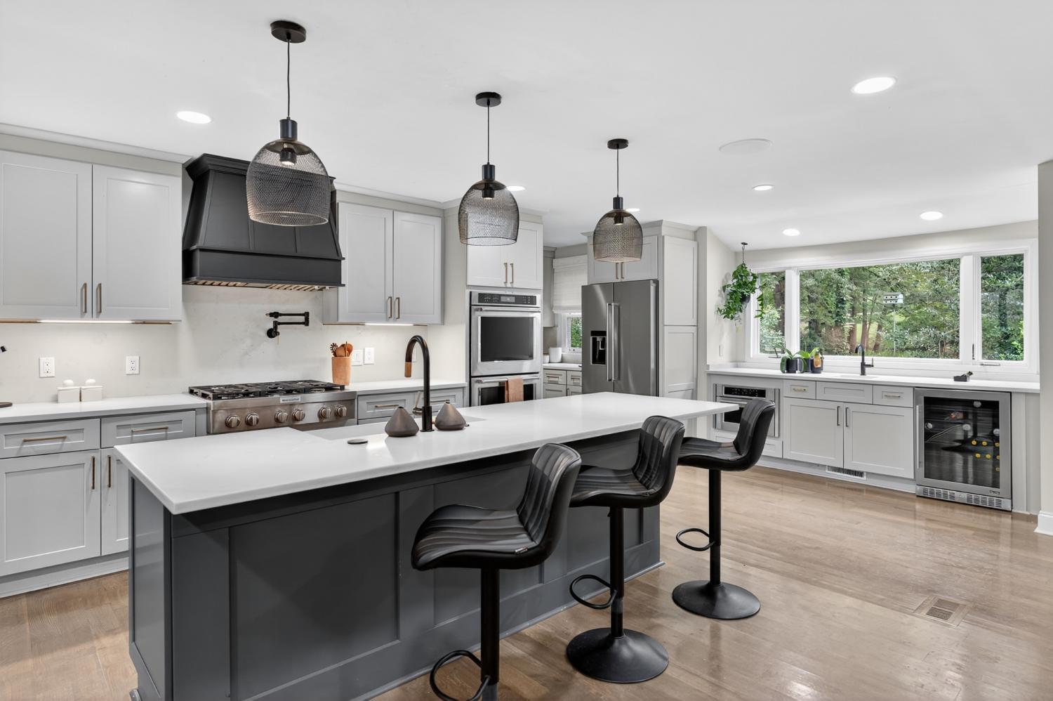 909-Lakemont-Dr For Sale