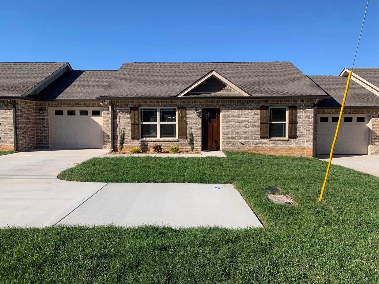 1523-Green-Ln For Sale