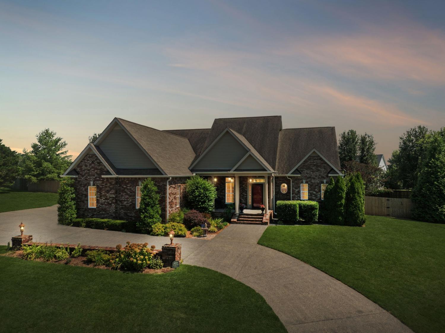 2204-Twin-Peaks-Ct For Sale