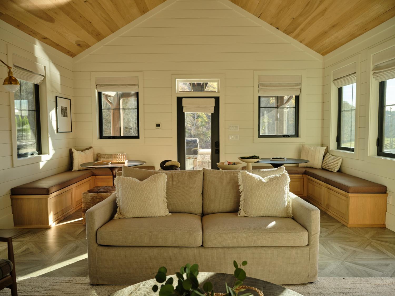 6677-Leipers-Creek-Rd For Sale