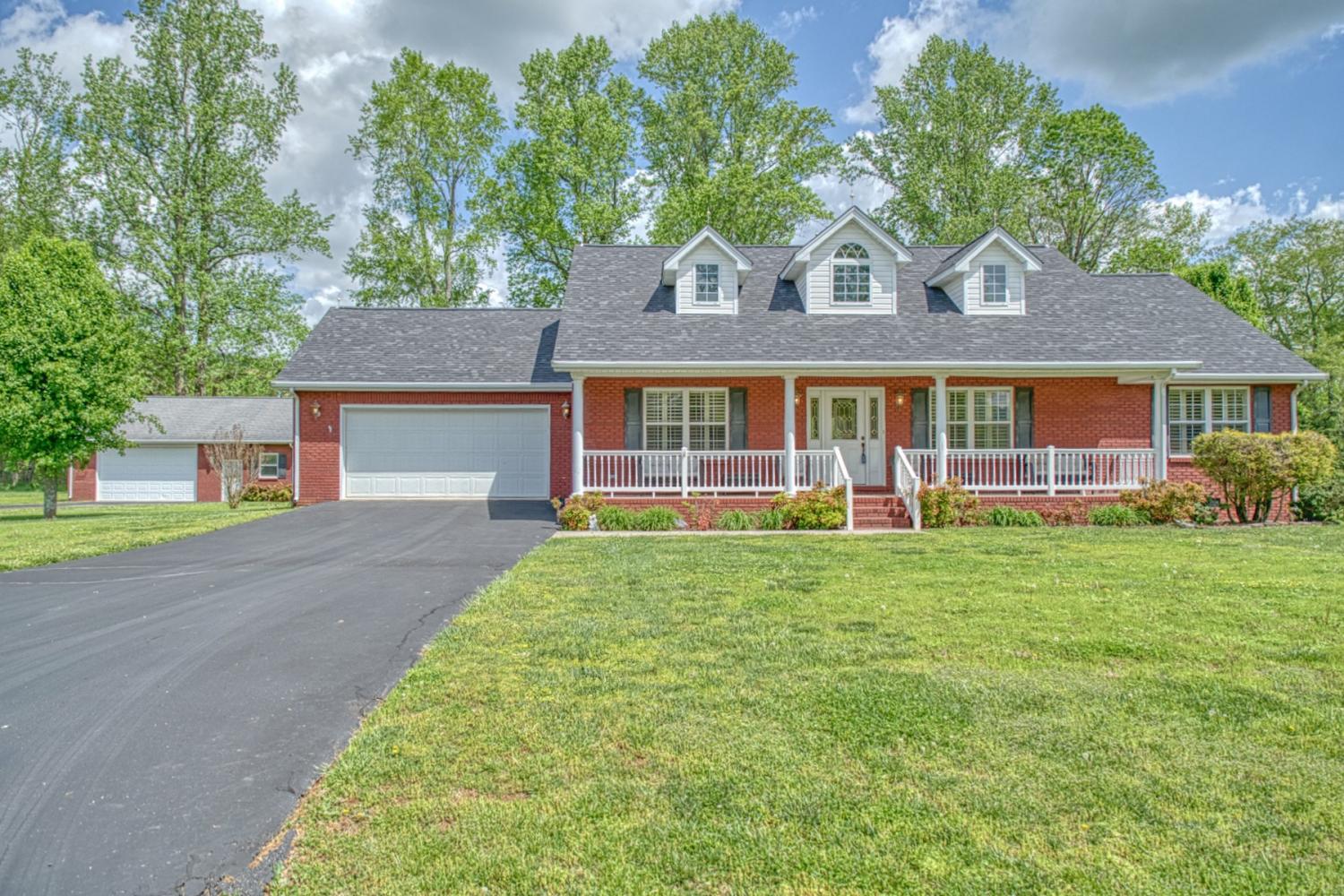 4032-Juanita-Dr--NE For Sale