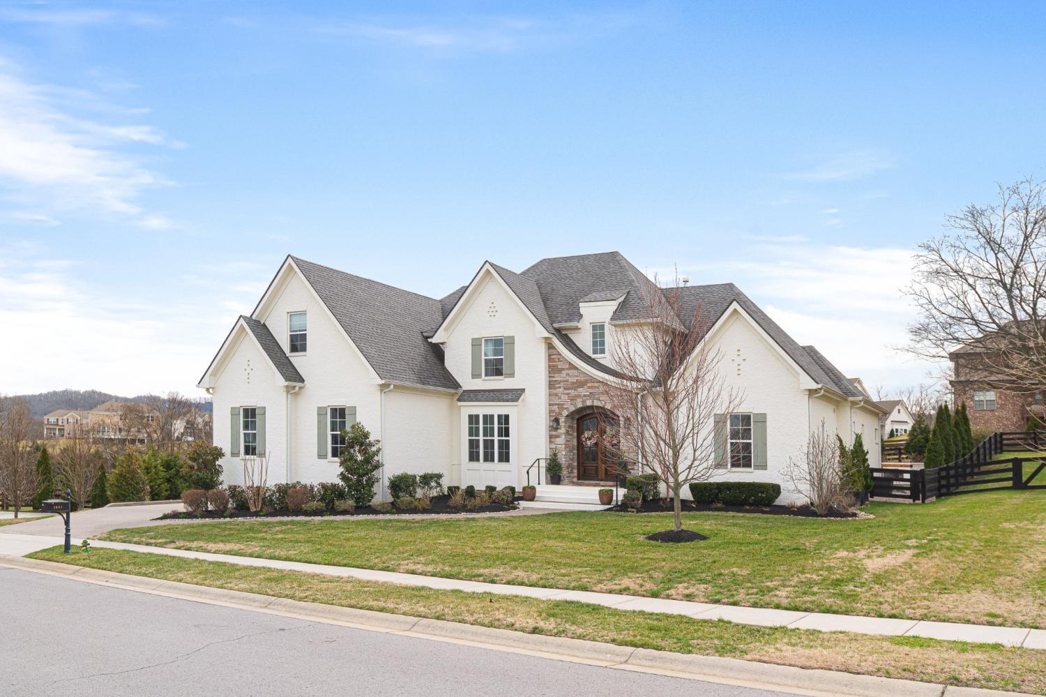 1041-Lawson-Ln For Sale