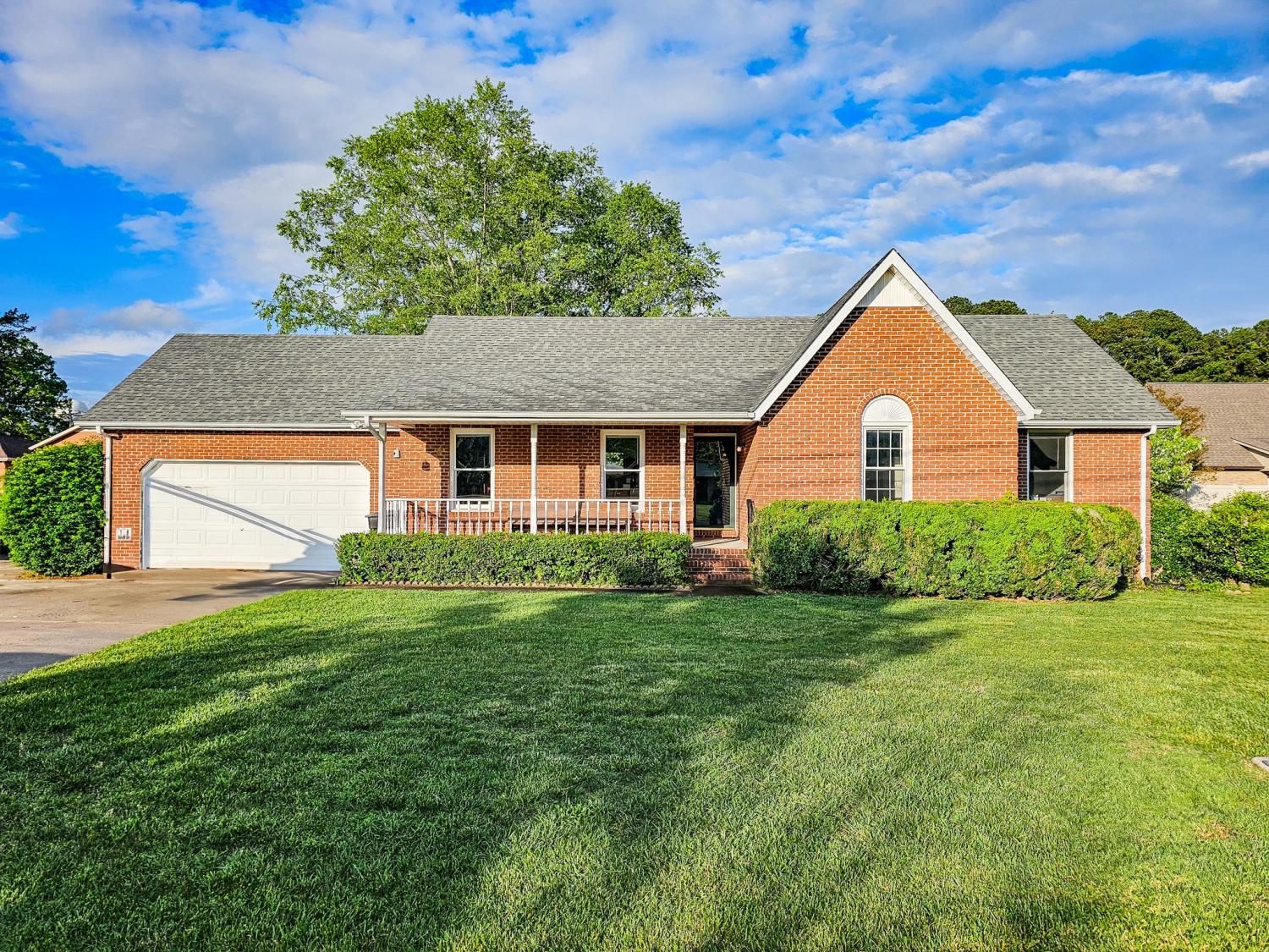 103-Hillcrest-Dr For Sale