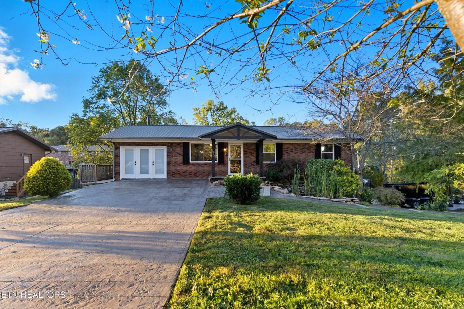 2833-Ithaca-Drive For Sale