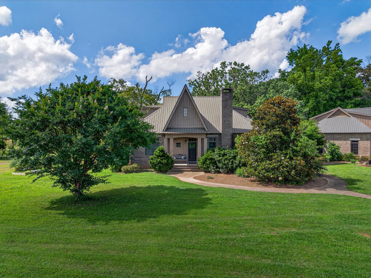 123-Jones-Rd For Sale