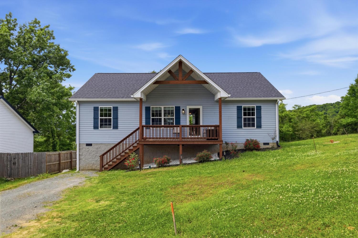 123-Vivian-Ln For Sale