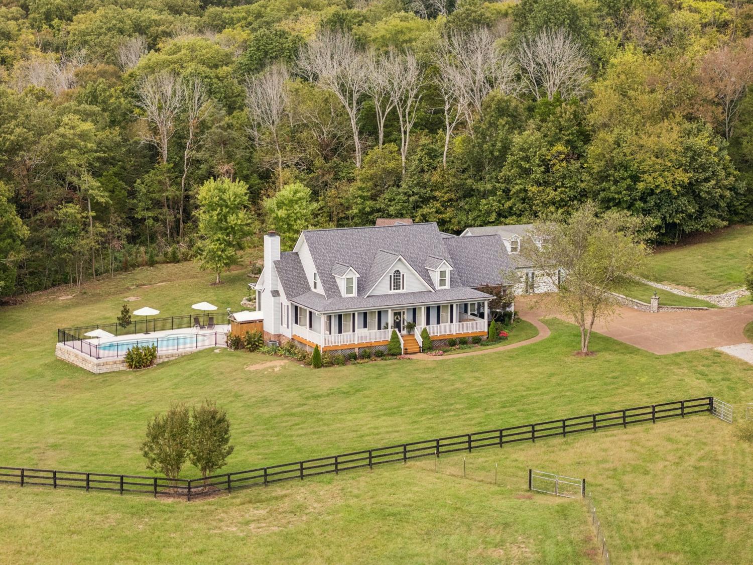 1909-Dr-Robinson-Rd For Sale