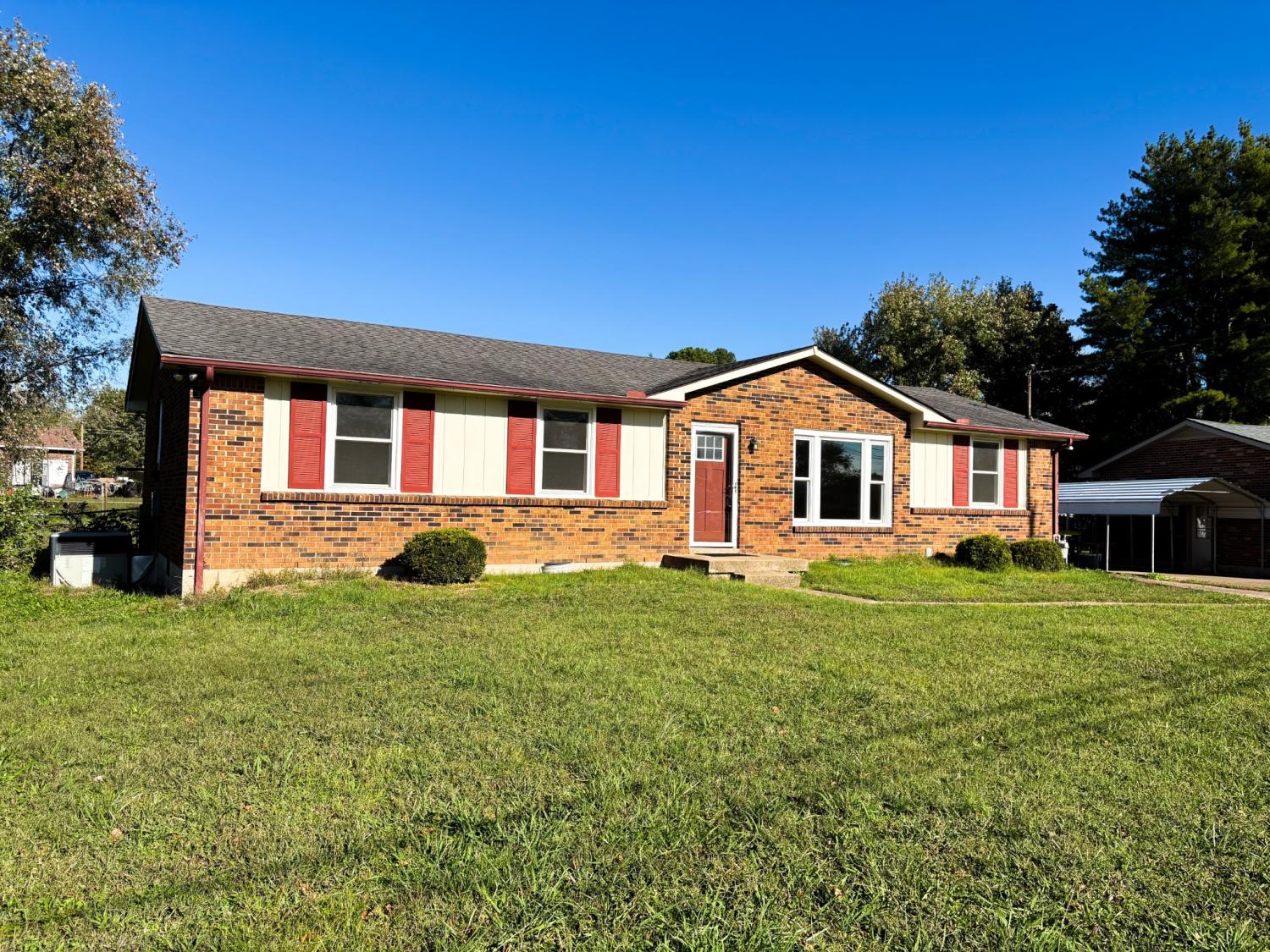 213-Aster-Dr For Sale