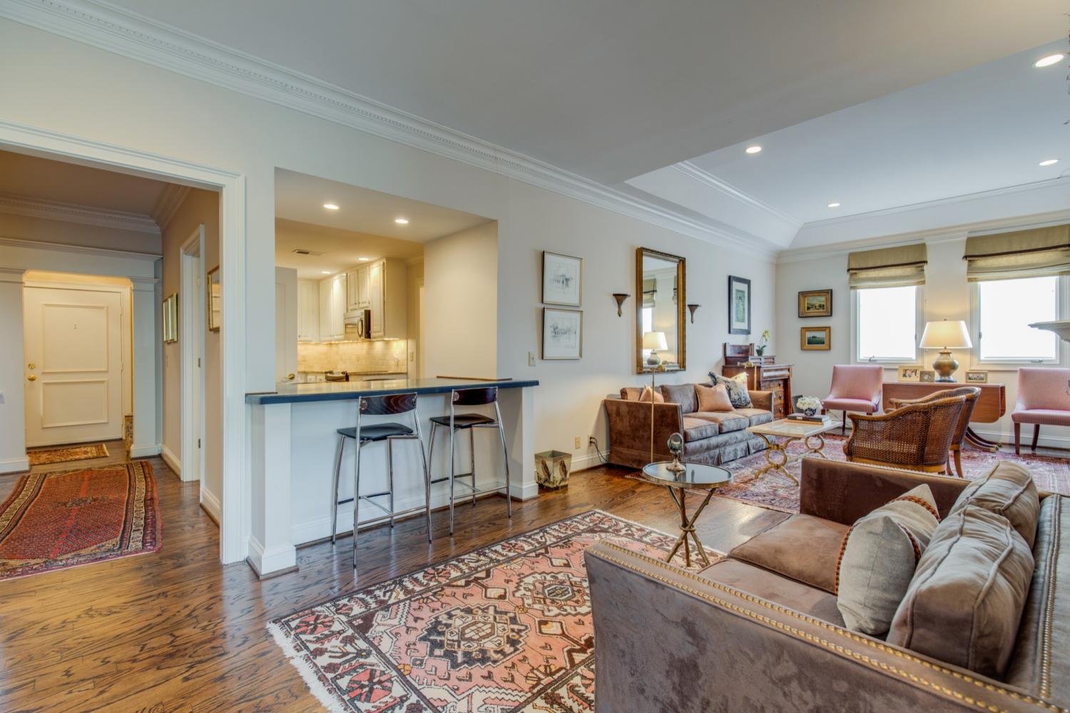 3733-West-End-Avenue For Sale