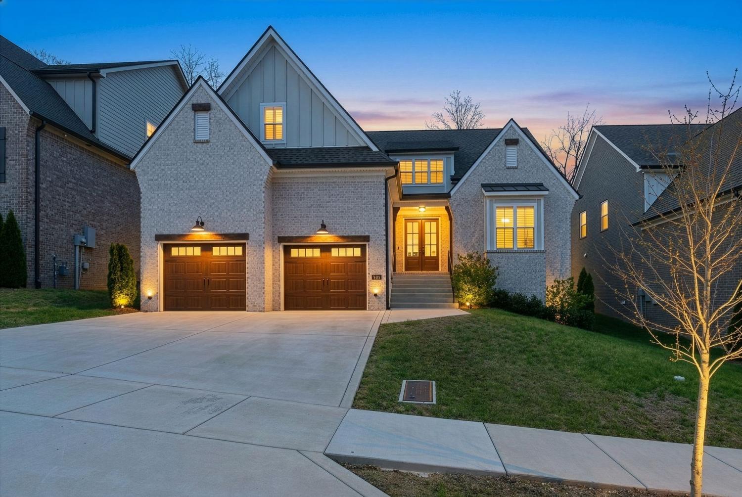 240-Valley-Bend-Dr For Sale