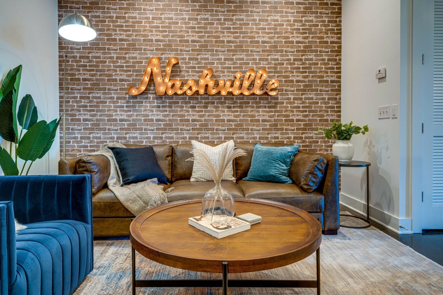 210-30th-Ave--N For Sale