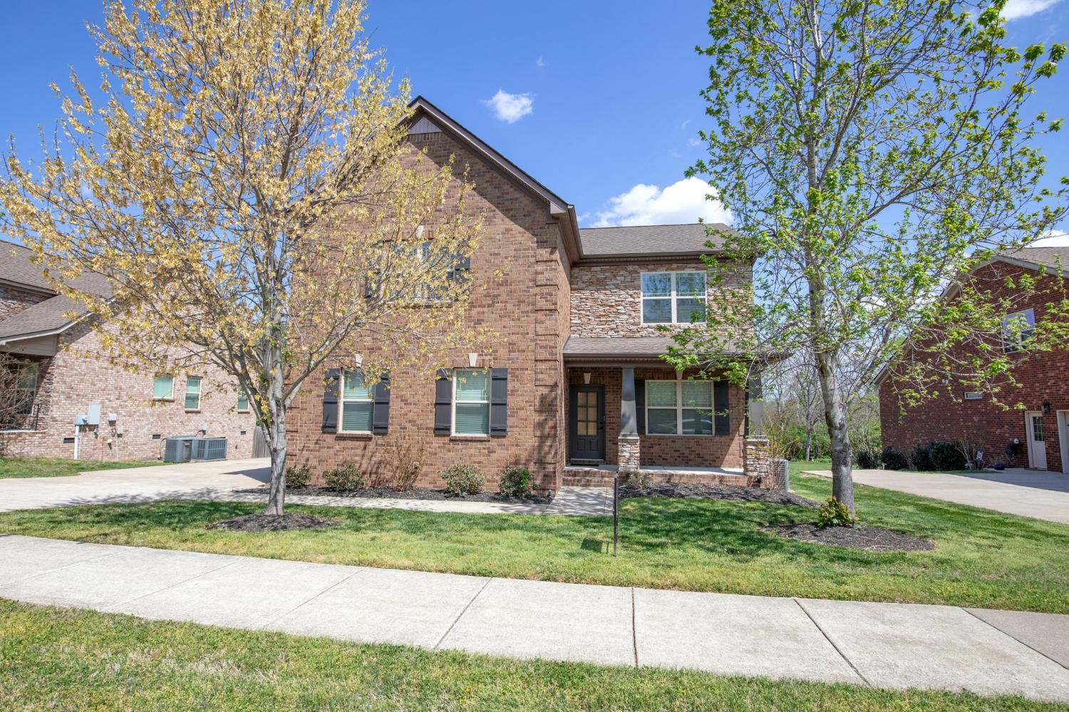 365-Goodman-Drive For Sale