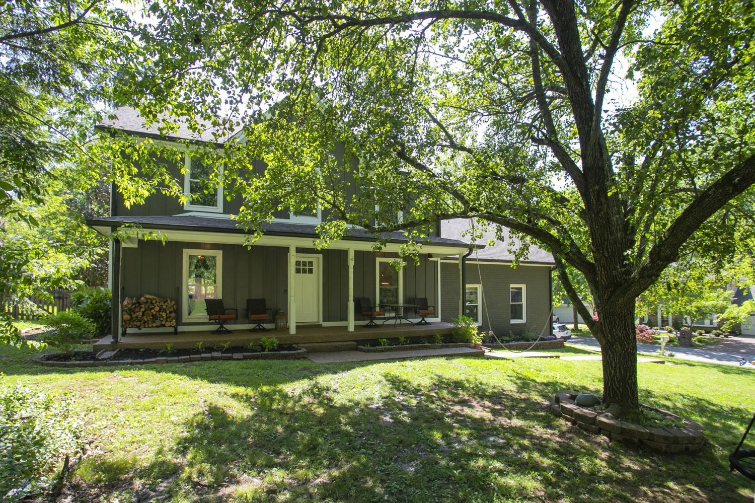 713-Sugartree-Ln For Sale