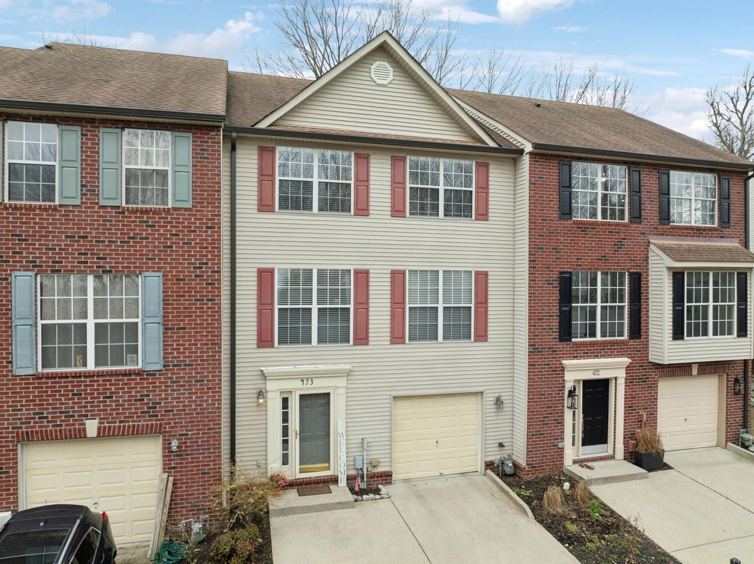 473-Huntington-Ridge-Dr For Sale