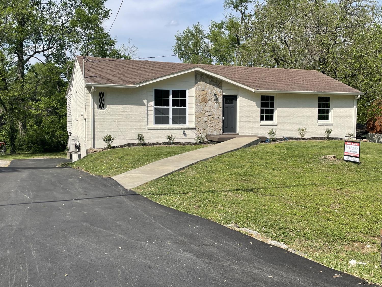 344-Lynn-Dr For Sale