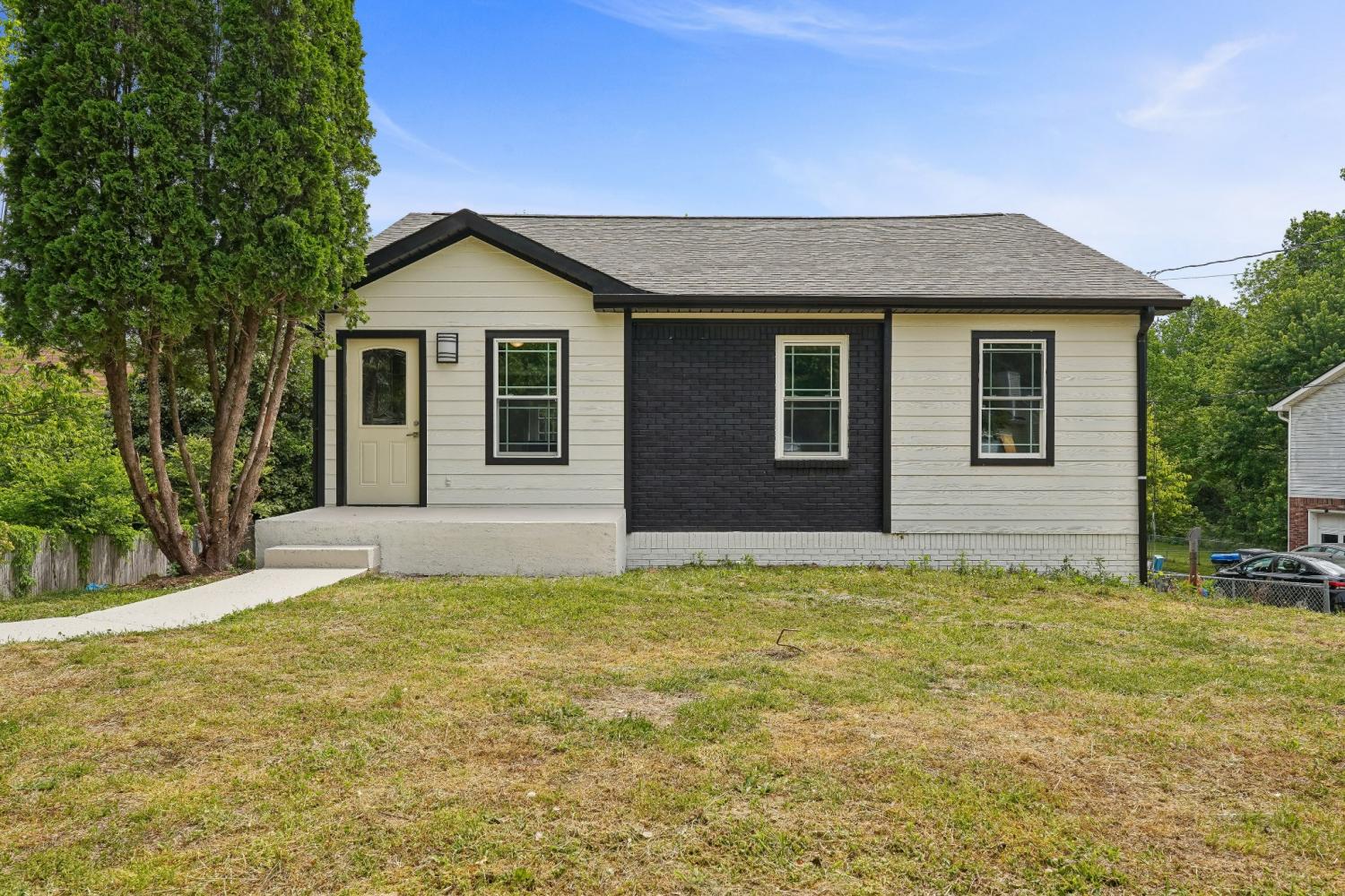 3405-Oak-Lawn-Dr For Sale