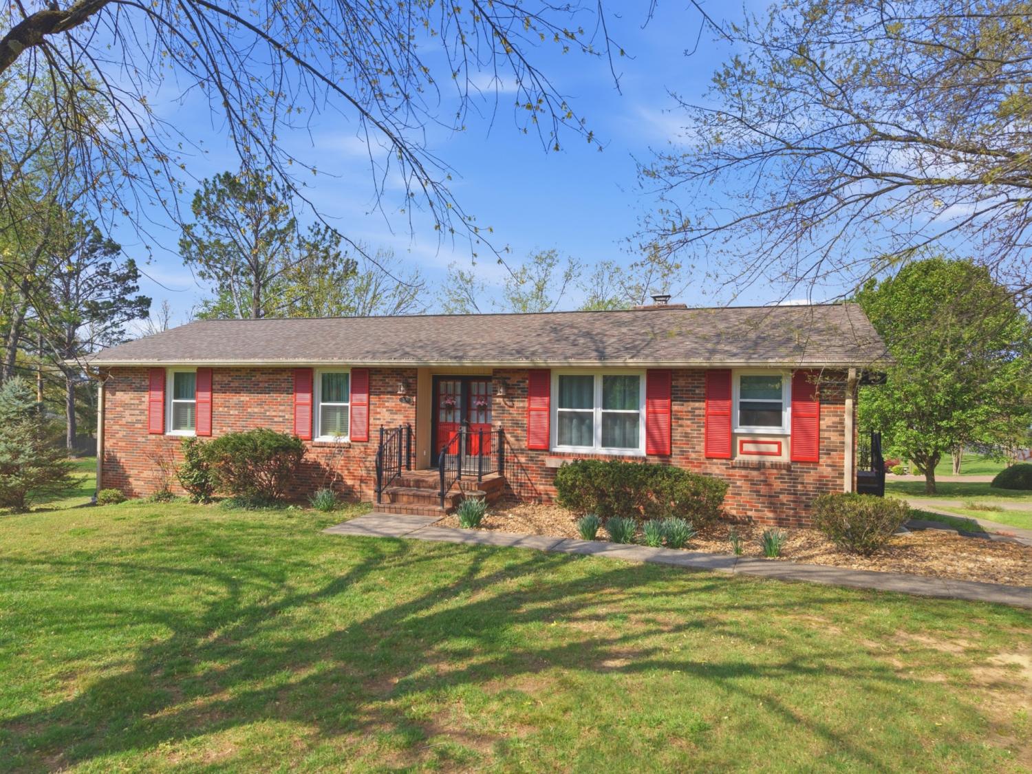 288-Indian-Lake-Rd For Sale